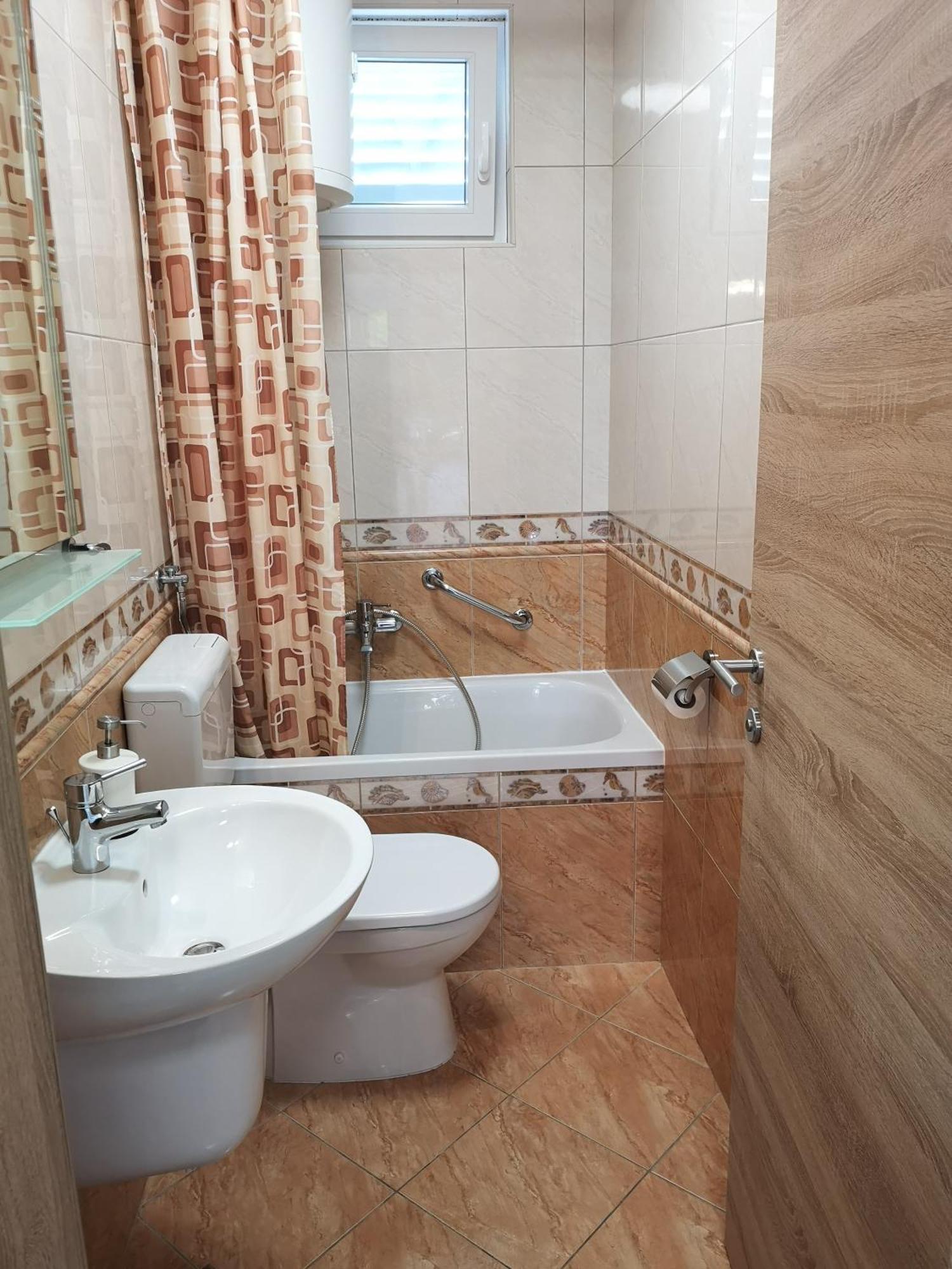 Apartmani Anda Zivogosce Exterior photo